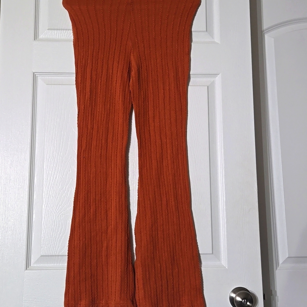 Orange Knit 2pc - Picture 4 of 4